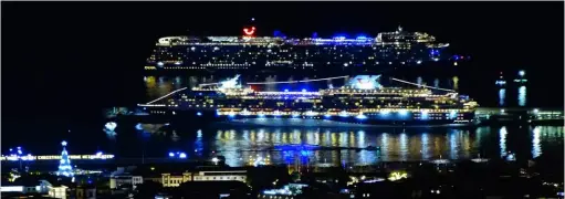  ?? Photo ?? From top to bottom: Cruise Ships in Funchal; Borealis; Marella Explorer; New Year’s Eve in Funchal.