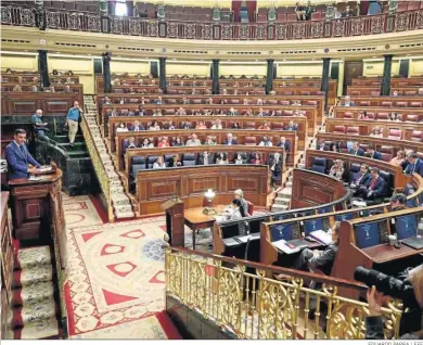  ?? EDUARDO PARRA / EFE ?? Pedro Sánchez habla en el pleno del Congreso el pasado mes de mayo.