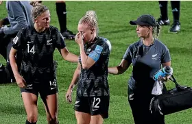  ?? GETTY ?? Betsy Hassett may miss the Wellington Phoenix’s match against Sydney FC today after breaking her nose on Football Ferns duty.