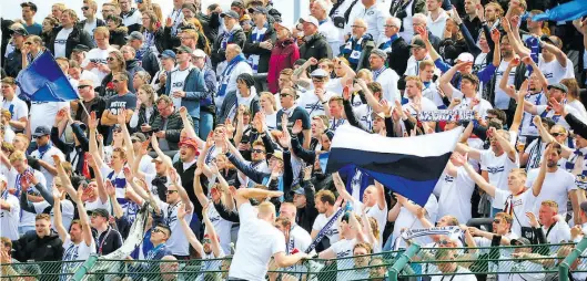  ?? BILD: Volkhard Patten ?? Rund 600 VfB-Fans waren in Berlin dabei – im Marschwegs­tadion sind es am Samstag annähernd 11 000.