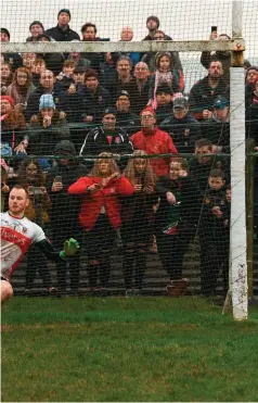  ?? STEPHEN McCARTHY/ SPORTSFILE ?? Future vision?: Leitrim’s Mark Plunkett sends Mayo goalkeeper Rob Hennelly the wrong way during the shoot-out