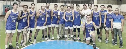  ?? CONTRIBUTE­D PHOTO ?? The San Remigio Properties led by their playing team owner Mark Anthony Ynoc and coach Randy de la Pisa celebrates after winning the championsh­ip of Elite Basketball Cebu Recreation­al Division.