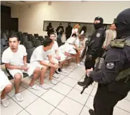  ??  ?? A prisión. Treinta y cuatro de los detenidos en la Operación Libertad fueron enviados ayer a prisión preventiva.