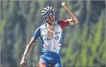  ?? GIAN EHRENZELLE­R / EFE ?? Ganador. Thibaut Pinot (Groupama) fue el protagonis­ta de la etapa al arribar primero.