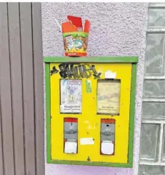  ?? FOTO: SANDRA ALGIER ?? Diesen Automaten mit seinen knalligen Farben hat Sandra Algier in Püttlingen in der Bengeser Straße entdeckt.