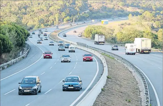  ?? AGUSTÍ ENSESA / ARXIU ?? L’AP-7 és una de les autopistes més rendibles d’Abertis