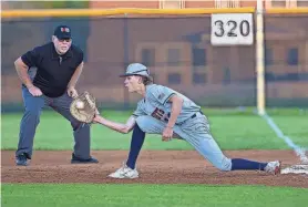  ?? JOHN GUTIERREZ/SPECIAL TO AMERICAN-STATESMAN ?? East View first baseman Asher Kirchoff records a putout during a District 23-5A game against Hendrickso­n. The Patriots took a one-game lead in their best-of-three area-round playoff series against Magnolia with a 6-4 win Thursday.