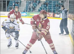  ?? ACADIE-BATHURST TITAN/FACEBOOK ?? In helping the Acadie-bathurst Titan win their last three games, Adam Holwell (13) had six points and was twice named a game star. The defenceman from St. John’s tops all players in the QMJHL in plus-minus rating.