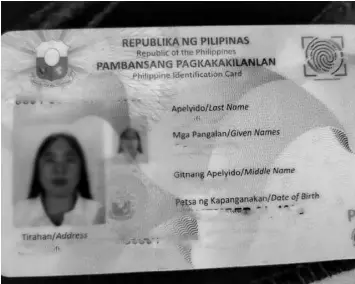  ?? Philstar.com / Irish Lising ?? A sample of the Philippine National ID, now a valid proof of identity.