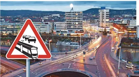  ?? FOTO: SAARVV ?? Auf der Wilhelm-Heinrich-Brücke wird im Frühjahr und Sommer gebaut. Die Stadt empfiehlt ein Umsteigen auf Busse und Bahn.