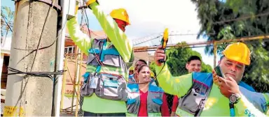  ?? FOTO: EL HERALDO ?? En al menos siete zonas residencia­les de Cortés, Yoro y Santa Bárbara, las cuadrillas del PNRP han realizado distintas acciones.