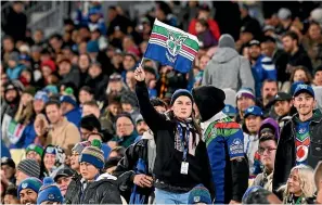  ?? PHOTOSPORT ?? The Warriors gave their fans plenty to cheer about last Friday night beating the Bulldogs at Mt Smart stadium.