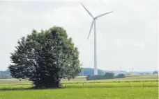  ?? FOTO: MARKUS DREHER ?? Der vom Häuserner Windrad erzeugte Strom wird jetzt über den Anbieter Biberenerg­ie im Landkreis Biberach direkt vermarktet.