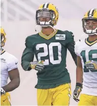  ?? MARK HOFFMAN / MILWAUKEE JOURNAL SENTINEL ?? Cornerback Kevin King runs during rookie orientatio­n in Green Bay last week.