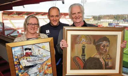  ??  ?? Grand opening Jim and Lillias with previous Hamilton Accies manager Alex Neil at the opening of one of their previous‘hers‘n’his’ exhibition­s