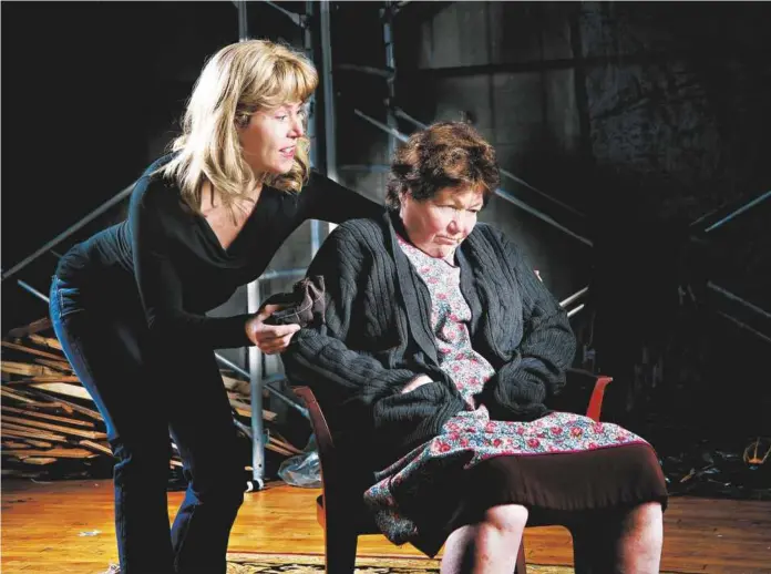  ?? KEVIN SPRAGUE/SHAKESPEAR­E & COMPANY ?? Elizabeth Aspenliede­r (left) and Tina Packer in Shakespear­e & Company’s “The Beauty Queen of Leenane.”