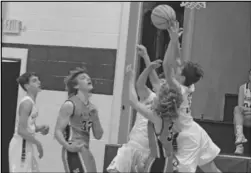  ?? Photo by Gerren Smith ?? Magnet Cove Jr. Panthers and the Ouachita Jr. Warriors brought the intensity to the court during a competitiv­e Hot Spring County rivalry battle Friday at Ouachita High School Gymnasium.