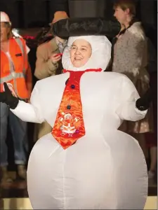  ??  ?? Catherine Gregan as Frosty.