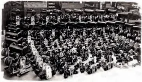  ??  ?? Amazing picture of First World War trench pump units, in the ABC factory.