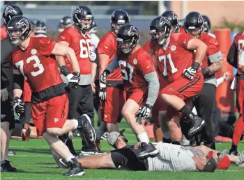  ?? ASSOCIATED PRESS ?? Atlanta Falcons guard Andy Levitre (67) will have his three-week old daughter, Lily Jean Levitre, in his cheering section during the Super Bowl. Lily was born shortly after the Falcons beat Seattle in the divisional round.