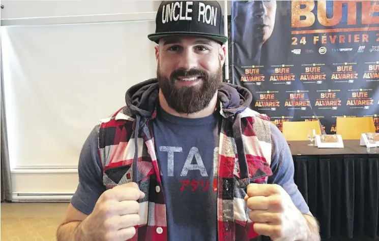  ?? HERB ZURKOWSKY ?? Former CFL player Adam Braidwood, now a heavyweigh­t boxer with a 6-1 record, has a big fight Friday night in Quebec City.