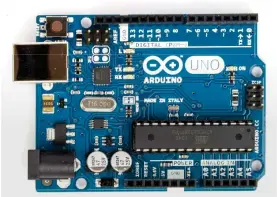  ??  ?? Während der Raspberry Pi ein kleiner Mini-PC ist, haben Sie beim Arduino (im Bild) ein Board mit Microcontr­oller, das sich flexibel programmie­ren lässt.