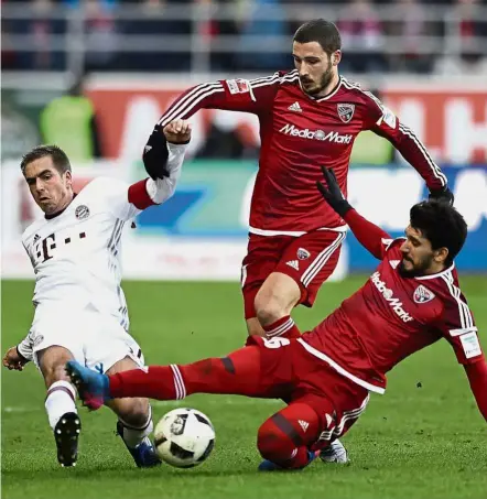  ?? — AP ?? The saviour: Mathew Leckie’s (centre) header against Iraq was a welcome score from open play after Australia’s previous three goals in the 1-1 draw with Japan and 2-2 draw with Thailand.