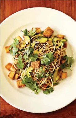  ?? Tribune News Service ?? n Asian Soba Noodles with Sauteed Tofu can be enjoyed warm or room temperatur­e.