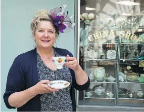  ?? GERRY KAHRMANN/PNG ?? Kristen Oostindie of Echo’s China and Silver will be rolling out afternoon tea on Saturday, from 2 p.m. to 4 p.m., to celebrate that morning’s royal wedding of Prince Harry and Meghan Markle.