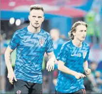  ?? FOTO: EFE ?? Rakitic y Modric, han llevado a Croacia con brillantez a la final