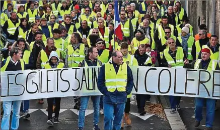  ??  ?? «L’acte 3» de la mobilisati­on des «gilets jaunes» est pour samedi, avec des manifestat­ions prévues dans toute la France.