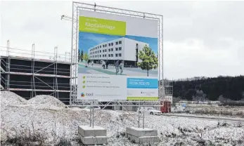  ?? FOTO: MARIUS LECHLER ?? Die Rebholz-Immobilien­gruppe, die als Investor für das geplante Hotel bei Immendinge­n tätig ist, will mit dem Bau im Frühjahr 2018 beginnen, nachdem die Baufreigab­e vollständi­g erteilt wurde.