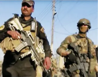  ??  ?? Caccia aperta Forze francesi assieme a soldati della Golden Division irachena in un video di France 24