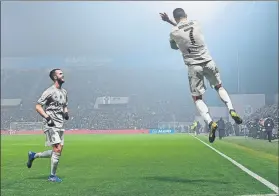 ?? FOTO: GETTY ?? Cristiano Ronaldo, celebrando su 18º gol con el que lidera la tabla de realizador­es