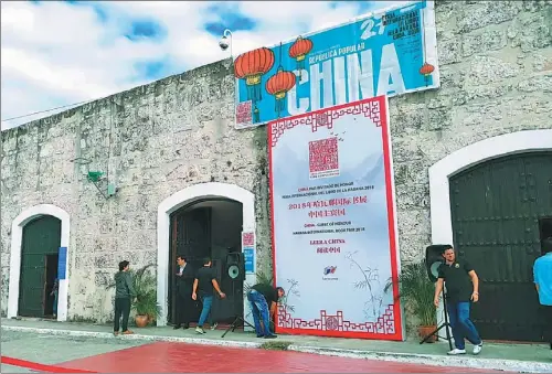  ?? PHOTOS BY ZHANG HAIOU AND PROVIDED TO CHINA DAILY ?? China is the guest of honor at the Havana Internatio­nal Book Fair in February.