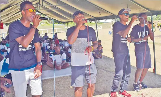  ?? Picture: FILE/ JONACANI LALAKOBAU ?? Members of the Via ni Tebara group sing one of their hit numbers. The group will be part of the appeal concert this Saturday.