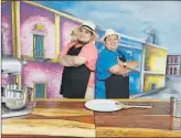  ?? ?? Chayamon Pech y Juan Bech mostraron la popularida­d de los cursos de cocina en línea con “¡En su punto!” de Learning U’