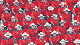  ?? RENÉ JOHNSTON TORONTO STAR FILE PHOTO ?? The Civilian Review and Complaints Commission, charged with overseeing public concerns about RCMP conduct, says the agency investigat­es “99.9 per cent” of complaints against itself.