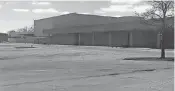  ?? AAMER MADHANI, USA TODAY ?? A huge swath of the parking lot at the once- vibrant River Oaks Center mall in Calumet City, Ill., sits empty these days. The mall lost its Sears and Carson Pirie Scott department stores in 2013.