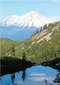  ?? Tom Stienstra / The Chronicle ?? Above: From the Heart Lake Trail in the Trinity Divide, you get a calendar-like view of 14,179-foot Mount Shasta, the crown jewel of Northern California.