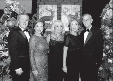  ??  ?? Donnie and Laura Matthews, Linda Anderson and event chairman Sherry Booles with her husband, Harold