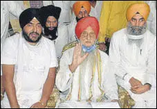  ?? SAMEER SEHGAL/HT ?? Shiromani Akali Dal (Taksali) president Ranjit Singh Brahmpura addressing the media in Amritsar on Wednesday.