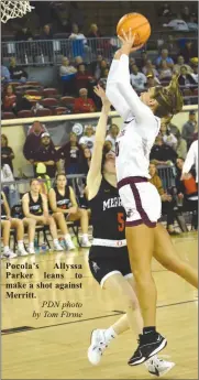  ?? PDN photo by Tom Firme ?? Pocola’s Allyssa Parker leans to make a shot against Merritt.