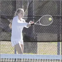  ?? / Scott Herpst ?? Lafayette senior Micaela Hobbs, the Lady Ramblers’ No. 1 singles player, returns a shot during last week’s match against county rival Gordon Lee.