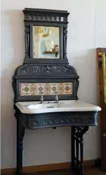  ??  ?? This stunning cast-iron vanity was reclaimed from Eaton Hall in Cheshire by Beeston Reclamatio­n