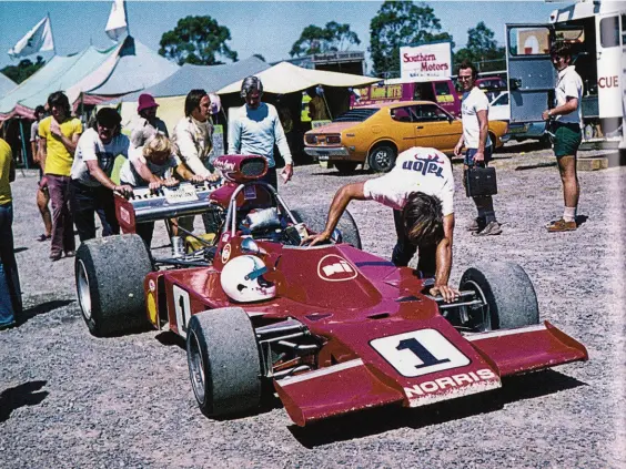  ??  ?? Above: A Mcrae GM2 lookalike, built under license to the GM2 specificat­ions and raced here by Chris Amon in the 1975 Tasman Series (photo: oldracepho­tos.com)