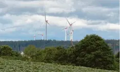  ?? Foto: Marcus Merk (Symbolbild) ?? Mit dem Inkrafttre­ten des Flächennut­zungsplans ist ein erster Schritt zum Bau von Windrädern bei Burgwalden getan.