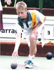  ??  ?? Flynn Pallot bowls during Saturday pennant at Warragul.