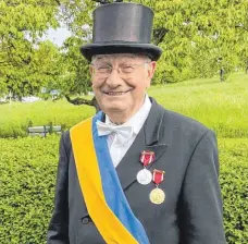  ?? FOTO: ADELINDE SCHWEGLER ?? Blutreiter­jubilar Otto Moosmann reitet in diesem Jahr zum 65. Mal beim Blutritt in Weingarten mit.