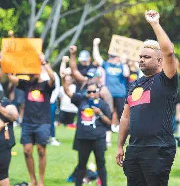  ?? Picture: MATT TAYLOR ?? INSPIRING OCCASION: A Black Lives Matter rally was held at Strand Park last Saturday.